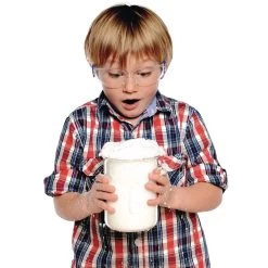 Steve Spangler Science® The Original Insta-Snow® Powder (makes 3 Gallons - 100g)